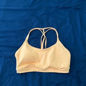 GILLY HICKS GO ENERGIZE STRAPPY SPORTS BRA